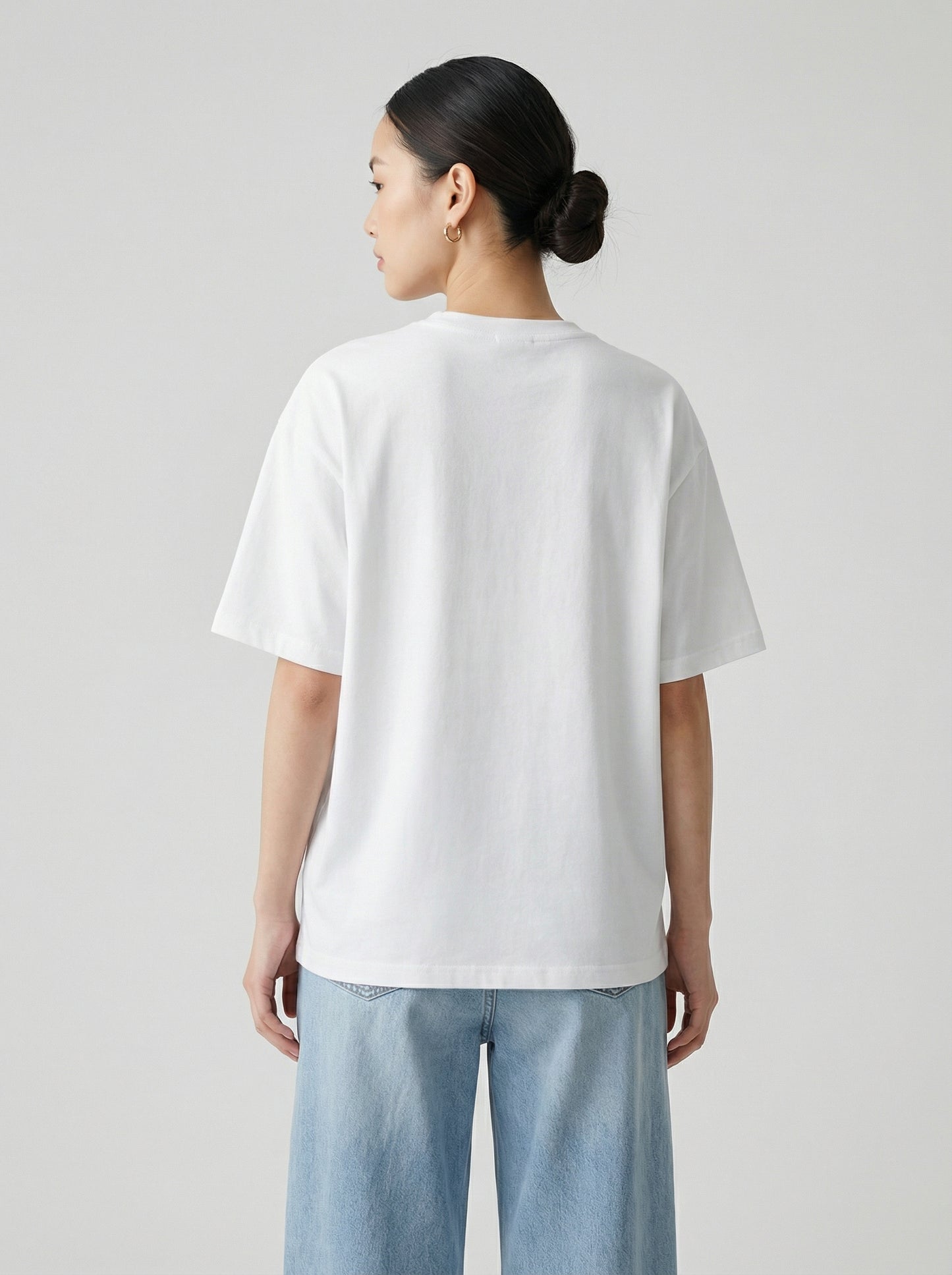 Carry Yourself With The Confidence of a Mediocre White Man T-shirt